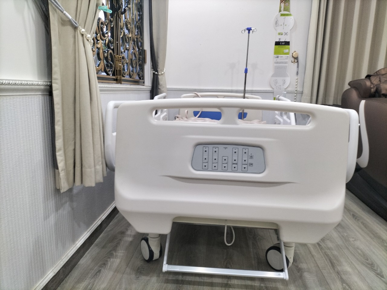 Giường y tế cao cấp