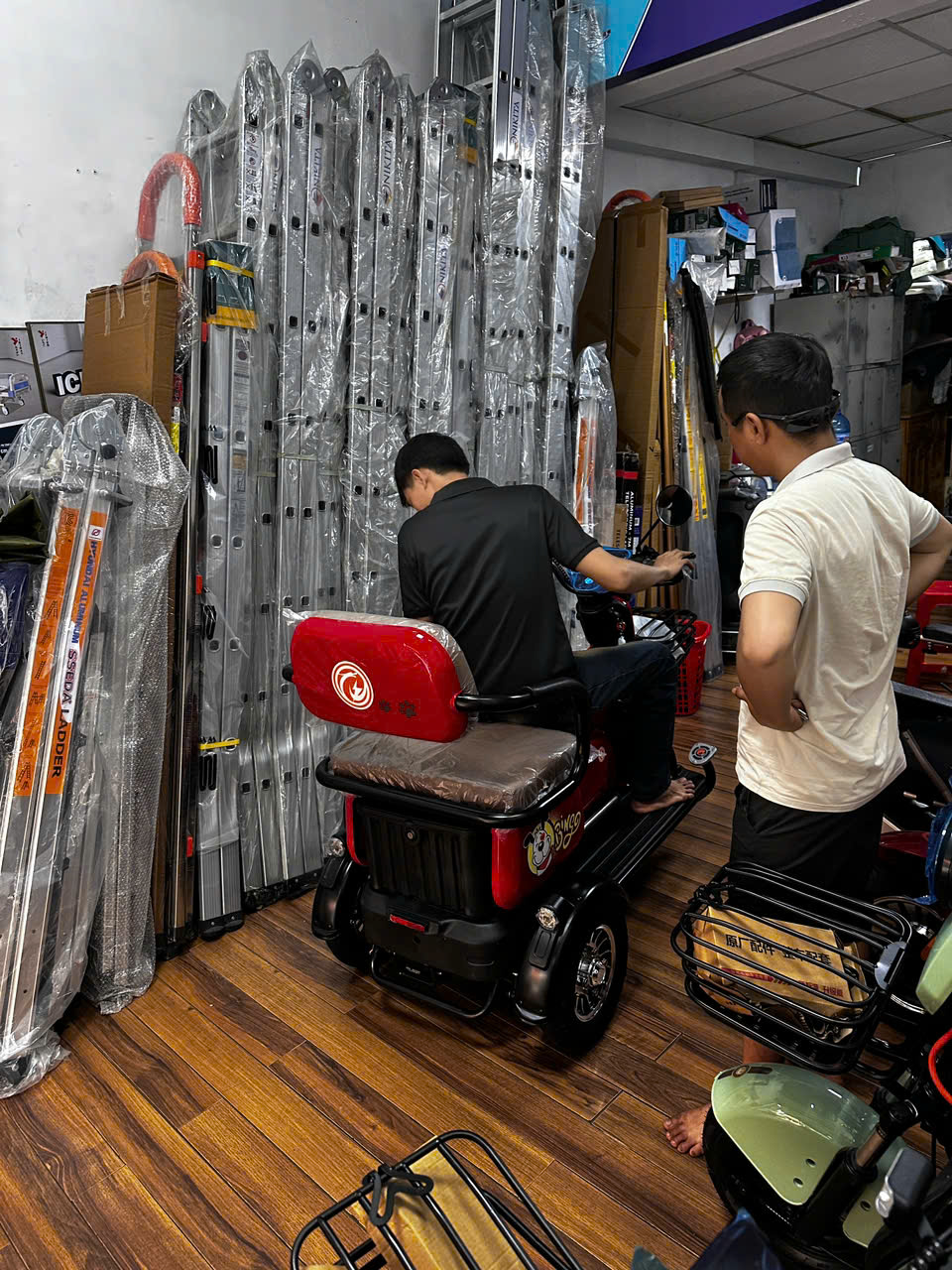 Xe điện ba bánh giá rẻ